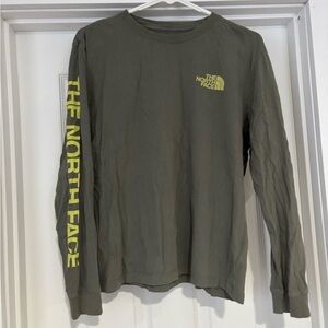 North Face Long Sleeve 
Women’s Large
Army Green & Neon Yellow
